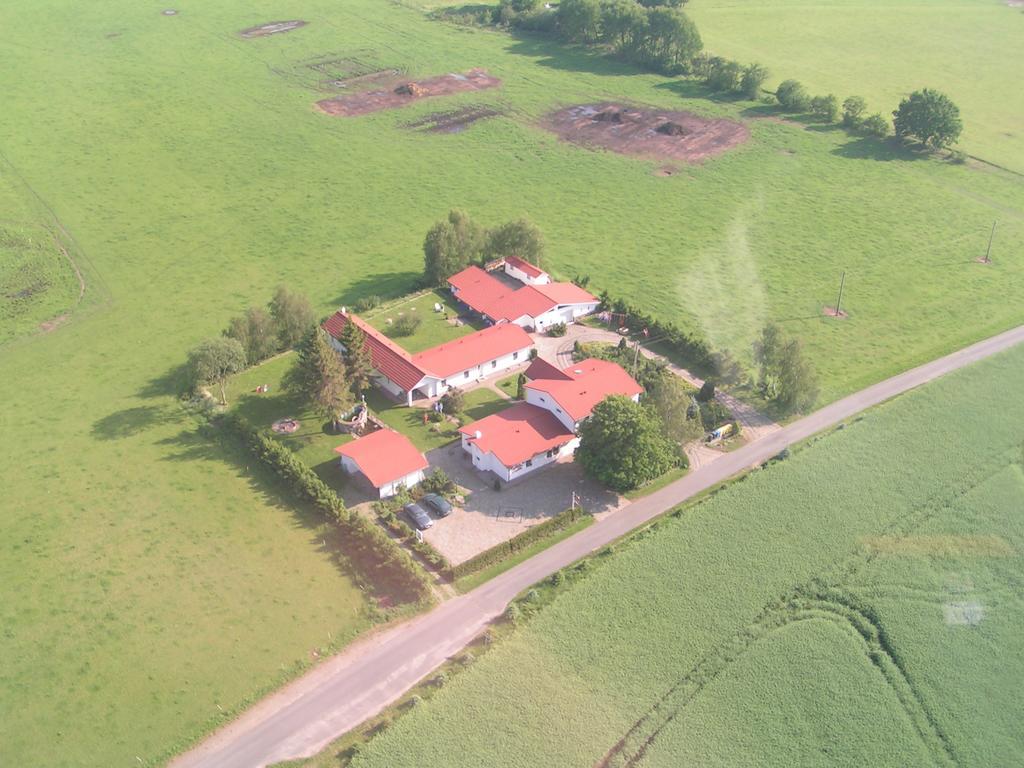 Landhotel Pathes Hof Volkenshagen Esterno foto