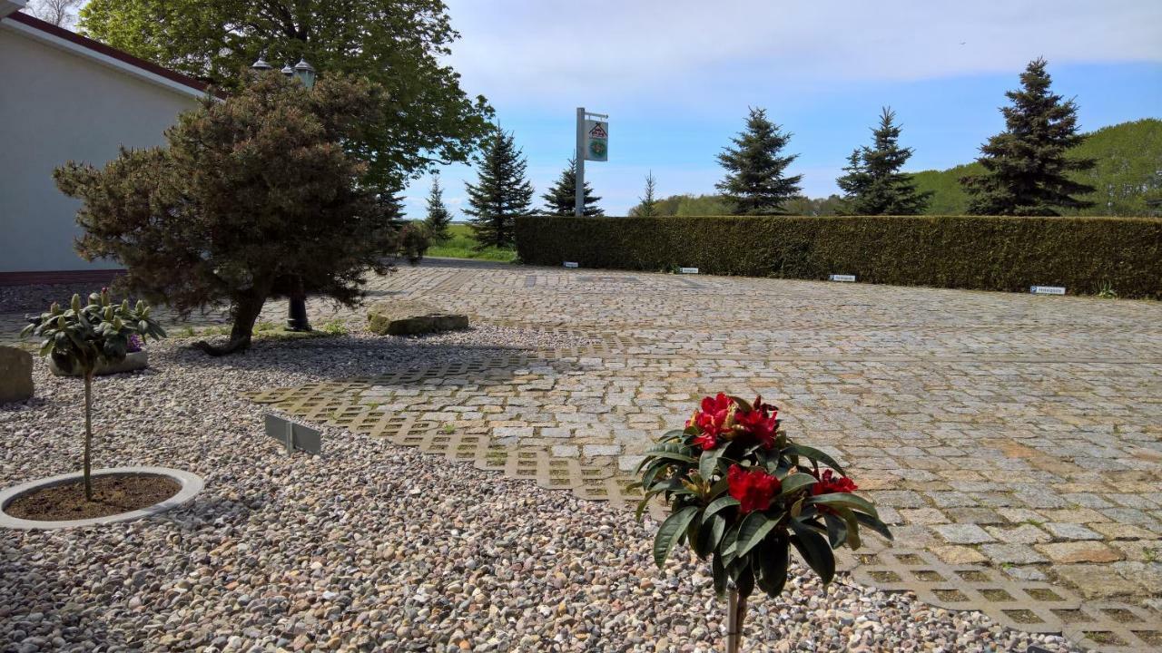 Landhotel Pathes Hof Volkenshagen Esterno foto