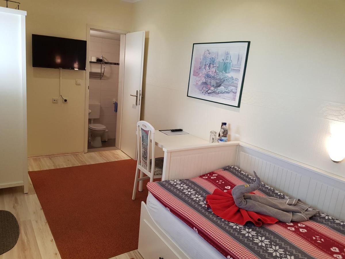Landhotel Pathes Hof Volkenshagen Esterno foto