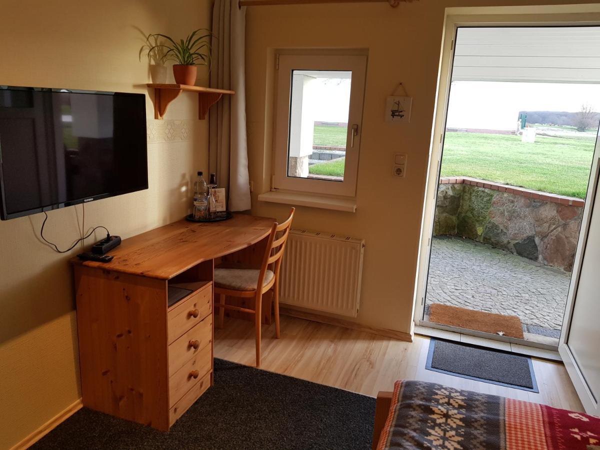 Landhotel Pathes Hof Volkenshagen Esterno foto